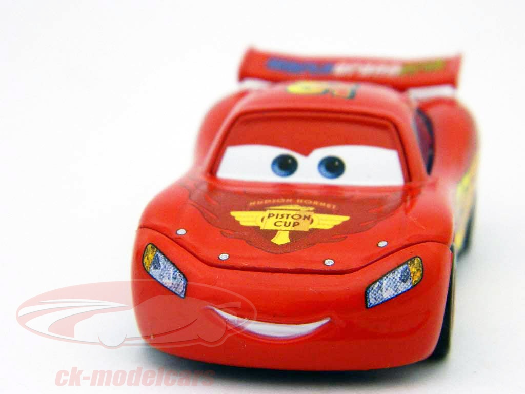 Disney Cars 2 Saetta McQueen