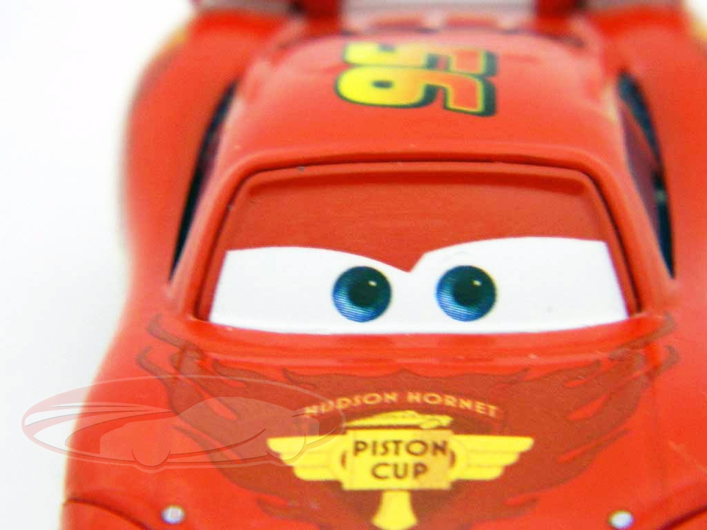 Disney Cars 2 Saetta McQueen