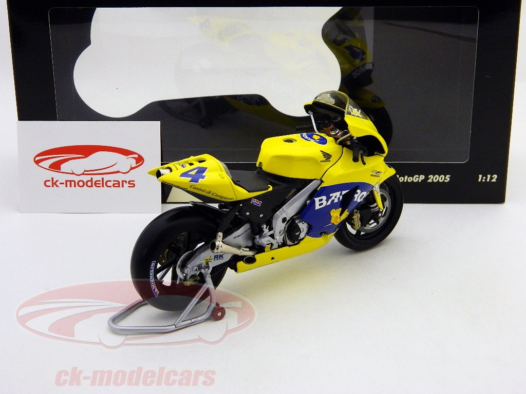 Moto GP Yamaha YZR-M1 Alex Barros 2003 N°4 Gauloises - Minichamps 1/12 (122036304)
