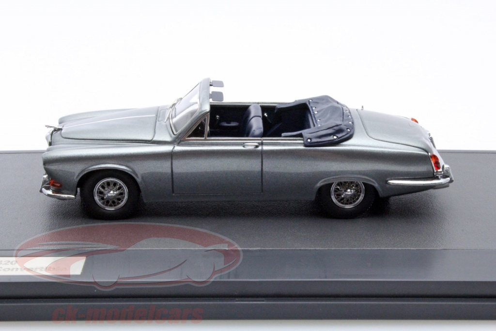 Jaguar 420G convertible 1969 blue (Matrix) 1:43