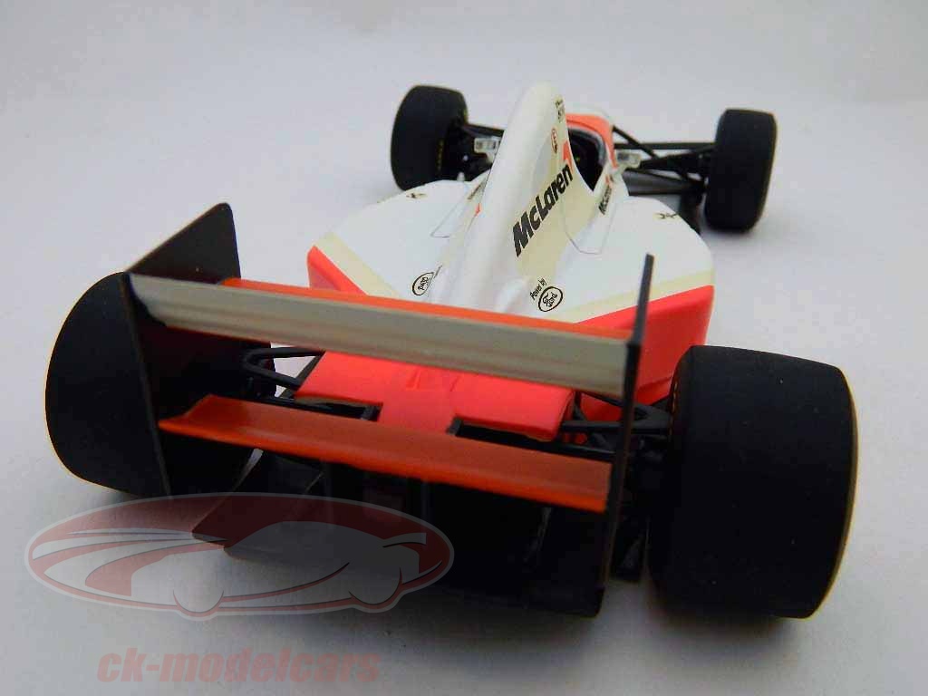 Minichamps 1:18 A. Senna McLaren Ford MP4 / 8 de Formule 1 1993