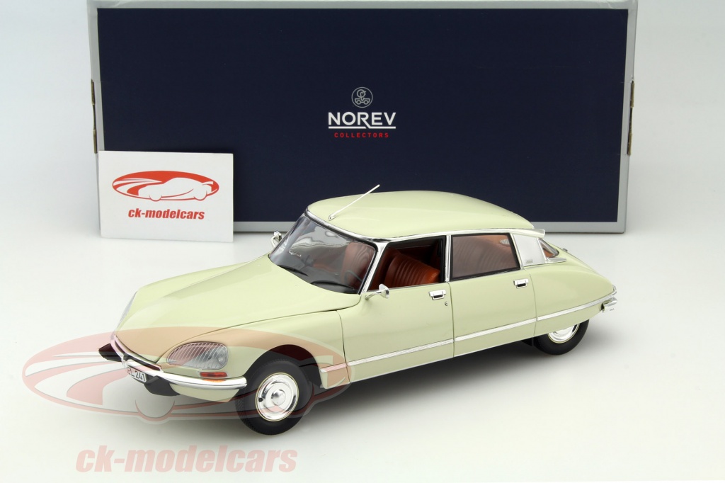 WELLY DieCast 1:34 Citroën DS23 1973 Colore Oro - Modello In Metallo Scala 1/34 Nuovo Da Collezione