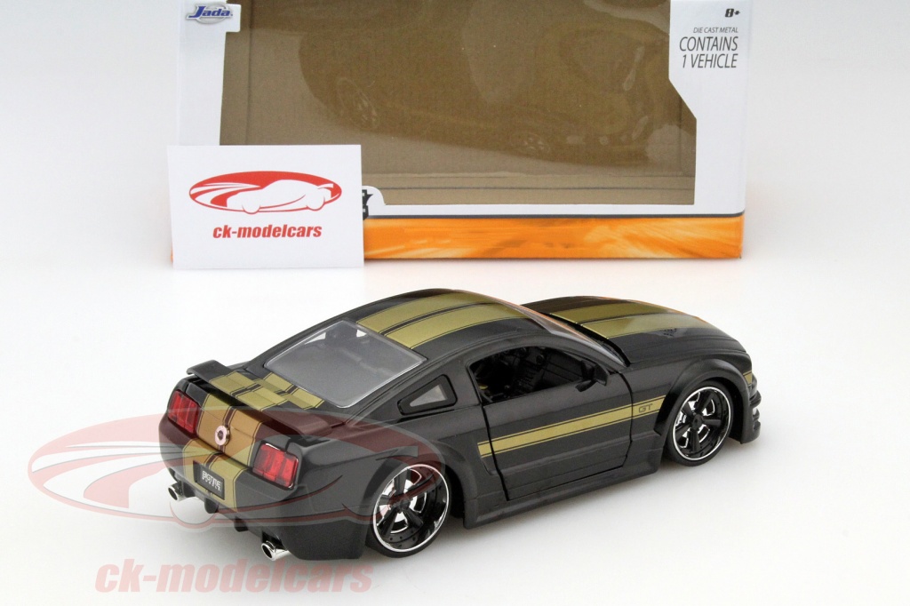 1:24 FORD MUSTANG GT LIGHT BLUE FF 1989 Jada Toys chez