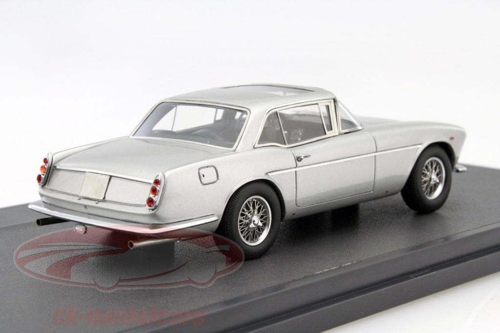 Matrix 1:43 - Model coupé - Maserati 5000 GT Coupe by Pinifarina 1961