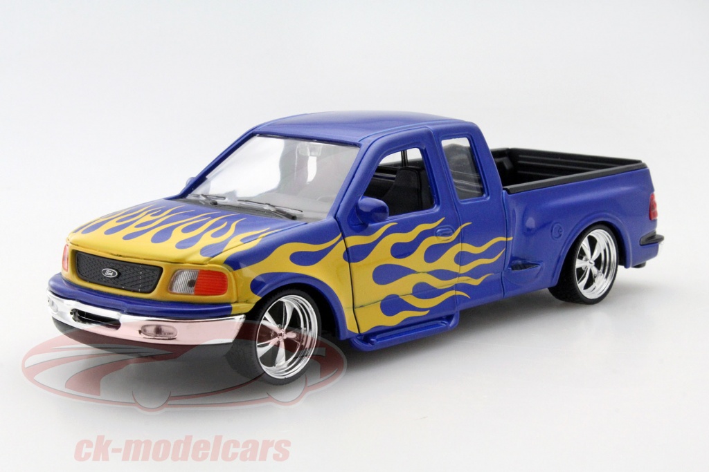Welly 1/24 Ford F-150 Flareside 1999
