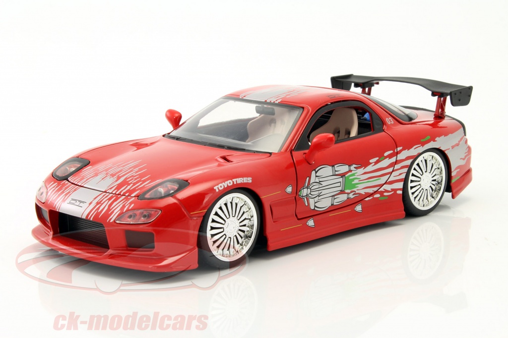 Dom's Mazda RX-7 Fast and Furious red 1:24 Jada Toys