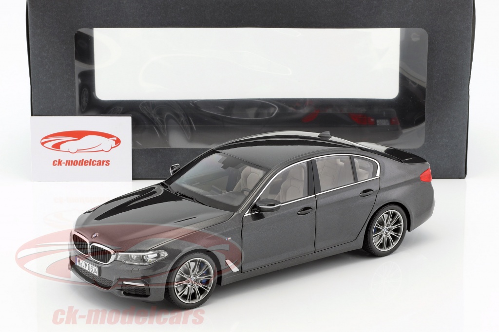Kyosho 1 18 Bmw 5 Series G30 セダン 築 17 Sophisto グレー モデル 車
