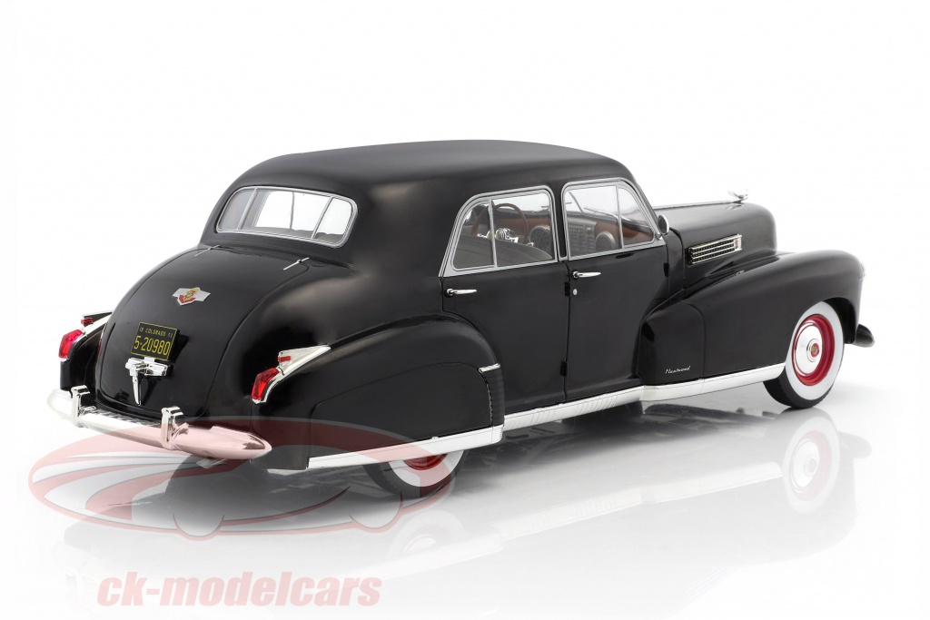 Danbury Mint 1/24 Scale 195-041 - Cadillac Fleetwood S60