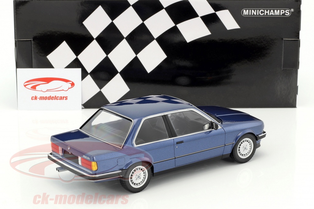 ミニチャンプス 1/18 BMW 323I 1982 ブルー