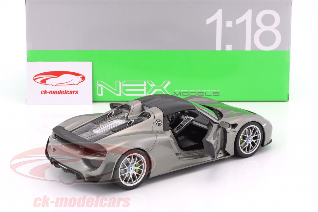 Voiture Miniature Porsche 918 Spyder Grise RMZ 1:32 – Pull Back & Go, Boîte Neuve