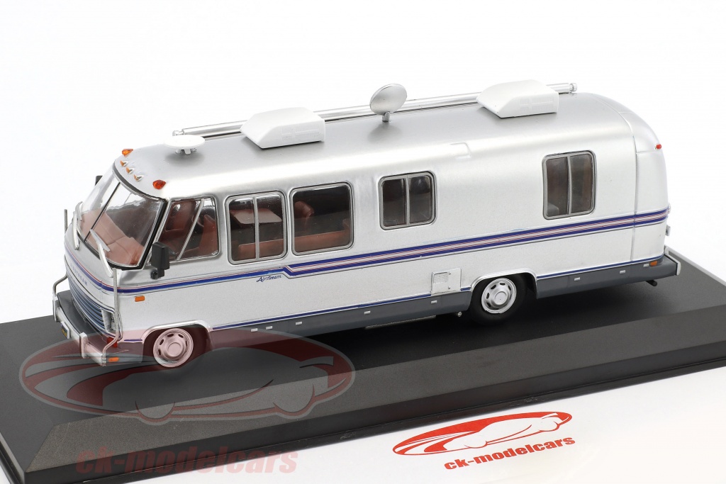 PASSION CAMPING CARS - AIRSTREAM EXCELLA 280 TURBO - USA 198