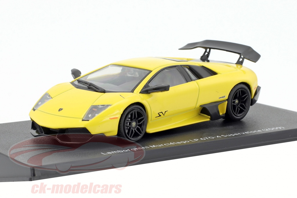 Lamborghini Murcielago LP 670-4 Superveloce année de construction 2009 jaune 1:43 Leo Models