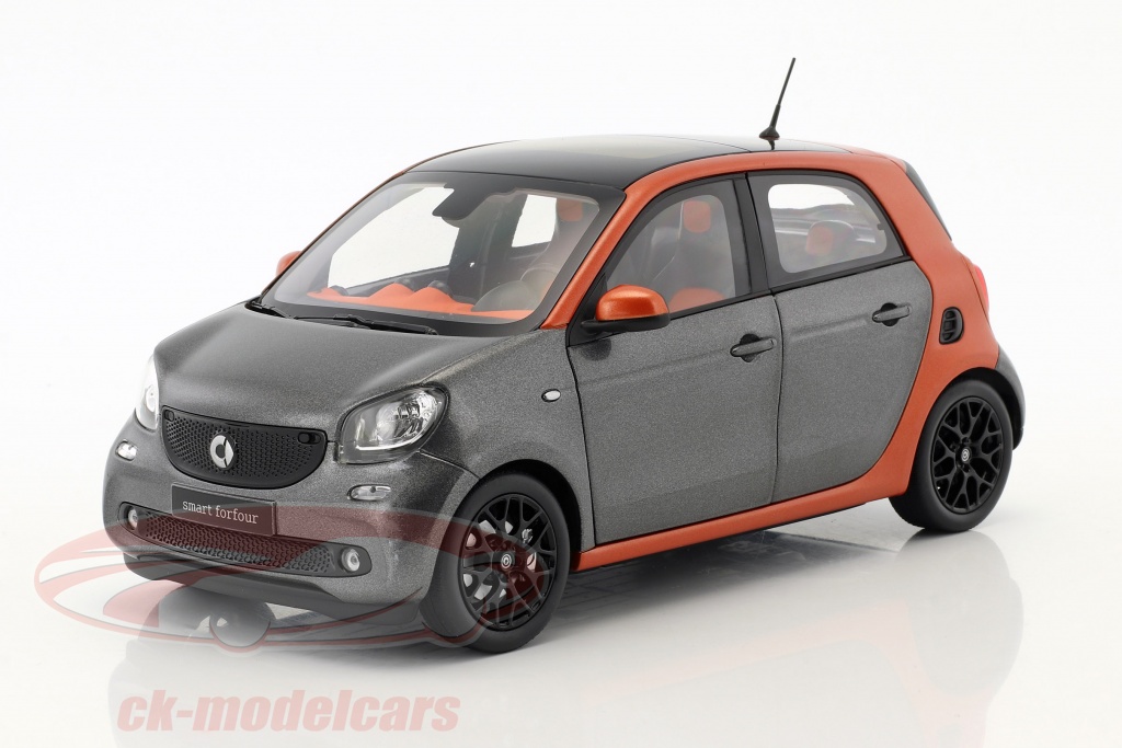 Smart forfour Coupe (W453) оранжевый / серый 1:18 Norev