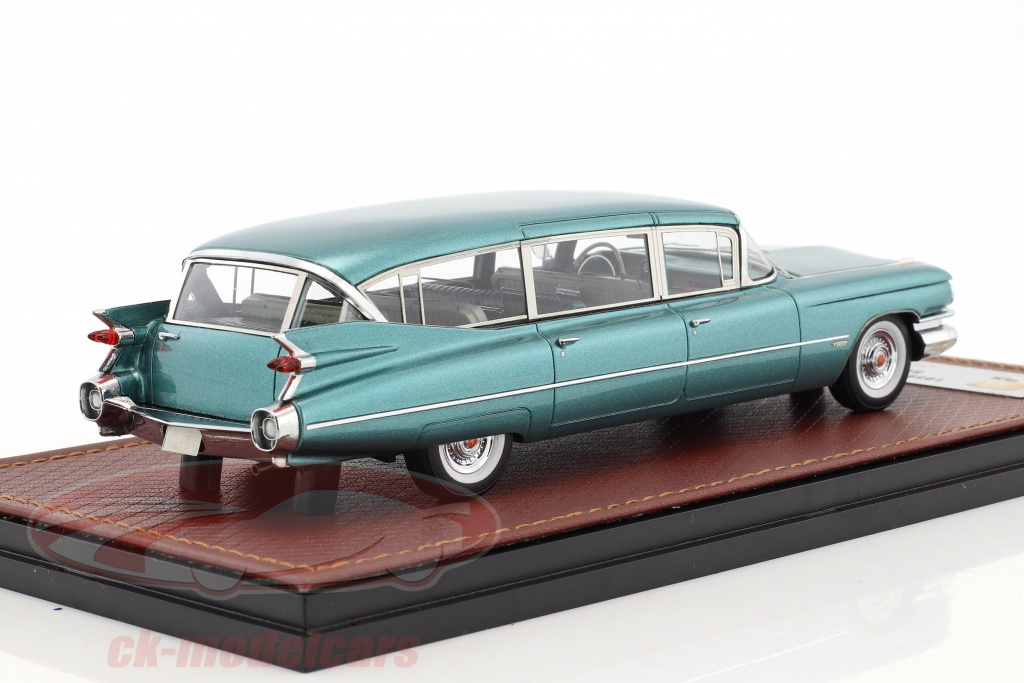 Miniature Cadillac Convertible 1959 - M.A.E. Scale Models 1:43 - N°101 - Rare