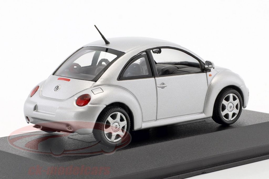 A collectible scale model VW New Beetle RSi from Altaya