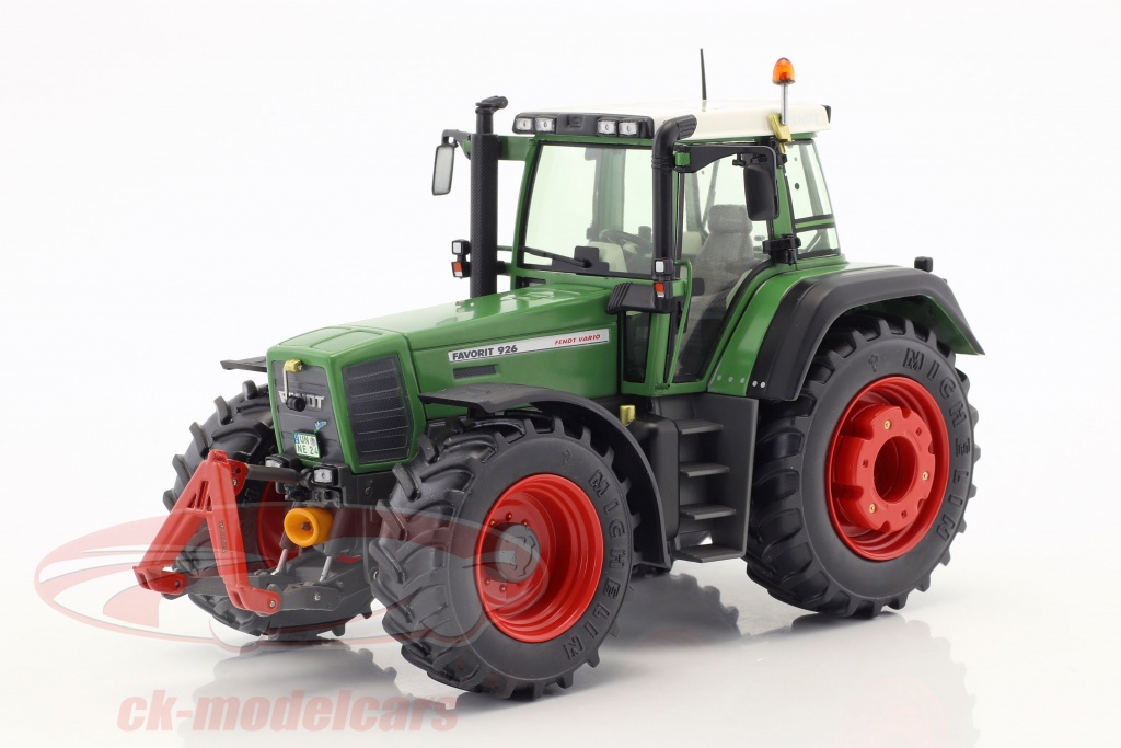 FENDT FAVORIT 926 Vario 1.Generation Traktor Baujahr 1996 - 2000 grün 1:32 Weise-Toys