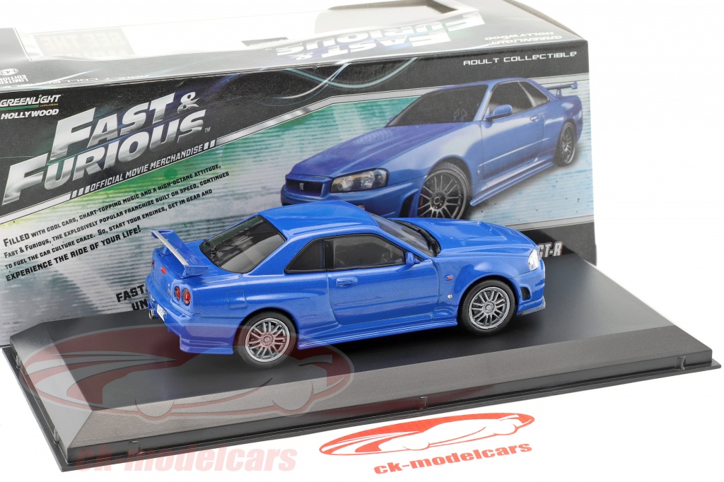 Nissan Skyline R34 GT-R Modellauto 1/43 – Brian O’Connor Fast & Furious Edition, Blau, Mit Vitrine