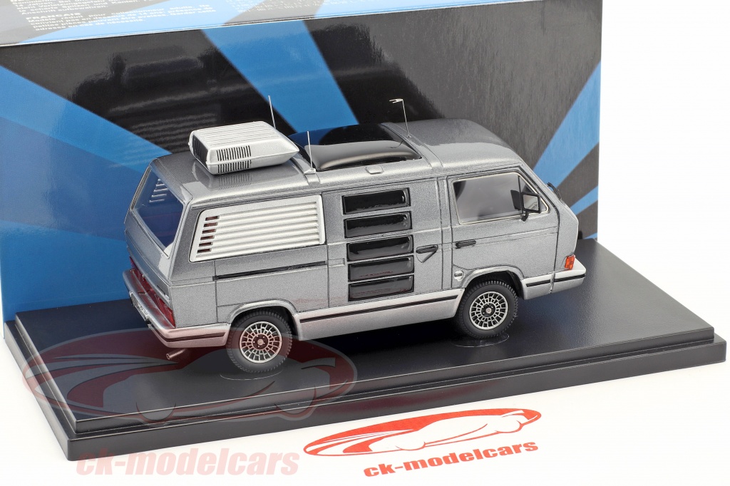 1:43 autocult VW Maxikäfer 1973 yellow