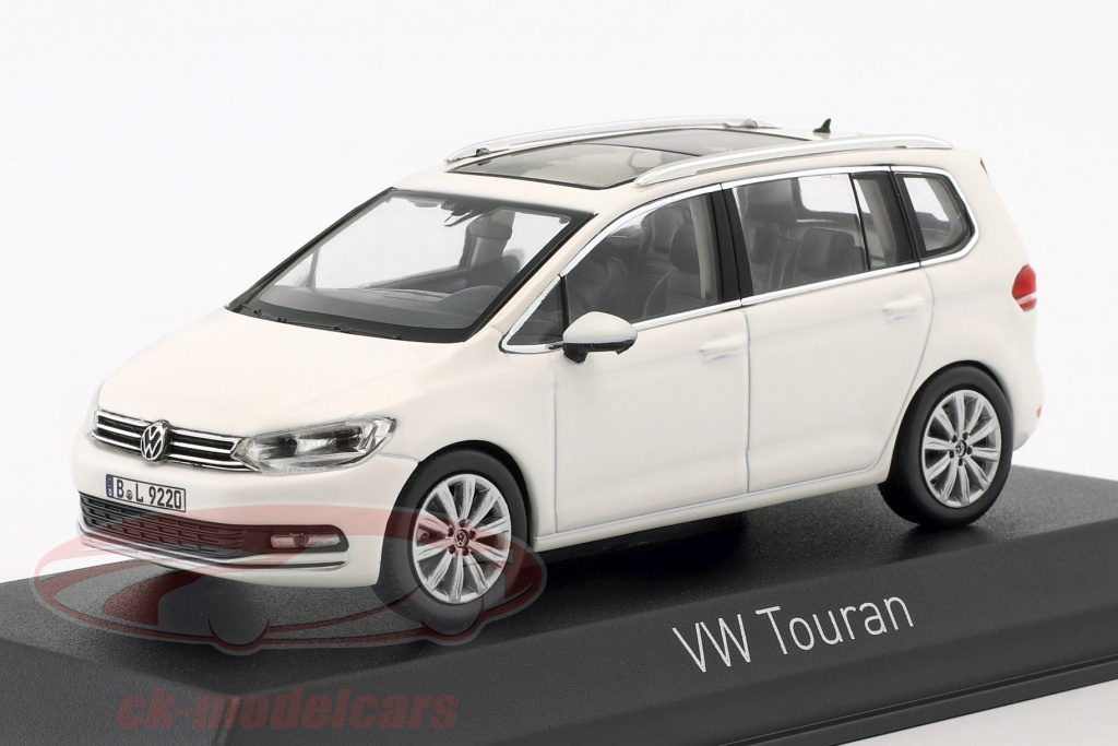 Volkswagen VW Touran année de construction 2015 blanc 1:43 Norev