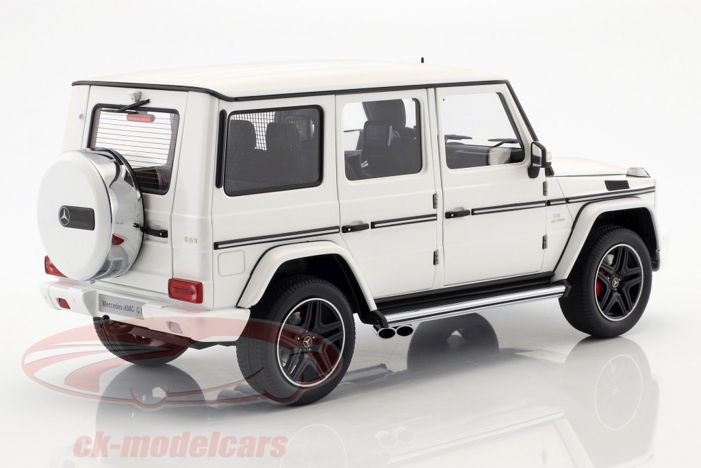 Autoart 1 18 Mercedes Benz Amg G63 Year 17 Gloss White Model Car