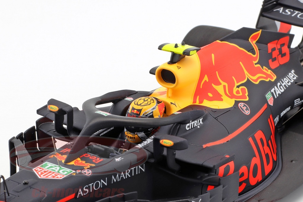 Spark 1:18 Max Verstappen Red Bull Racing RB14 #33 Winner