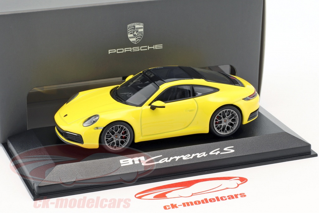 Porsche 992 racing yellow Outlet