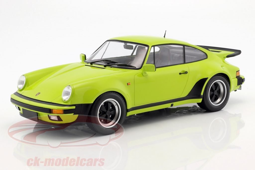 Porsche 911 (930) Turbo Opførselsår 1977 lys grøn 1:12 Minichamps