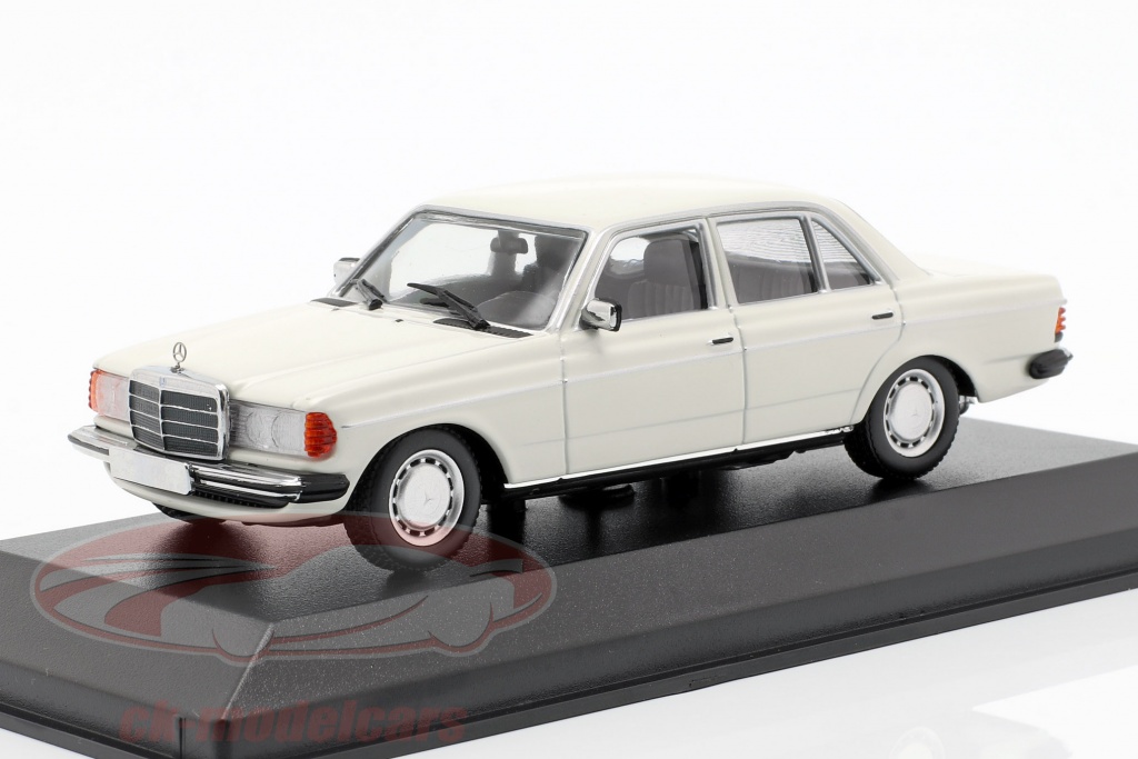 Minichamps - 1:43 - Mercedes Benz 190 E - Nürburgring Race