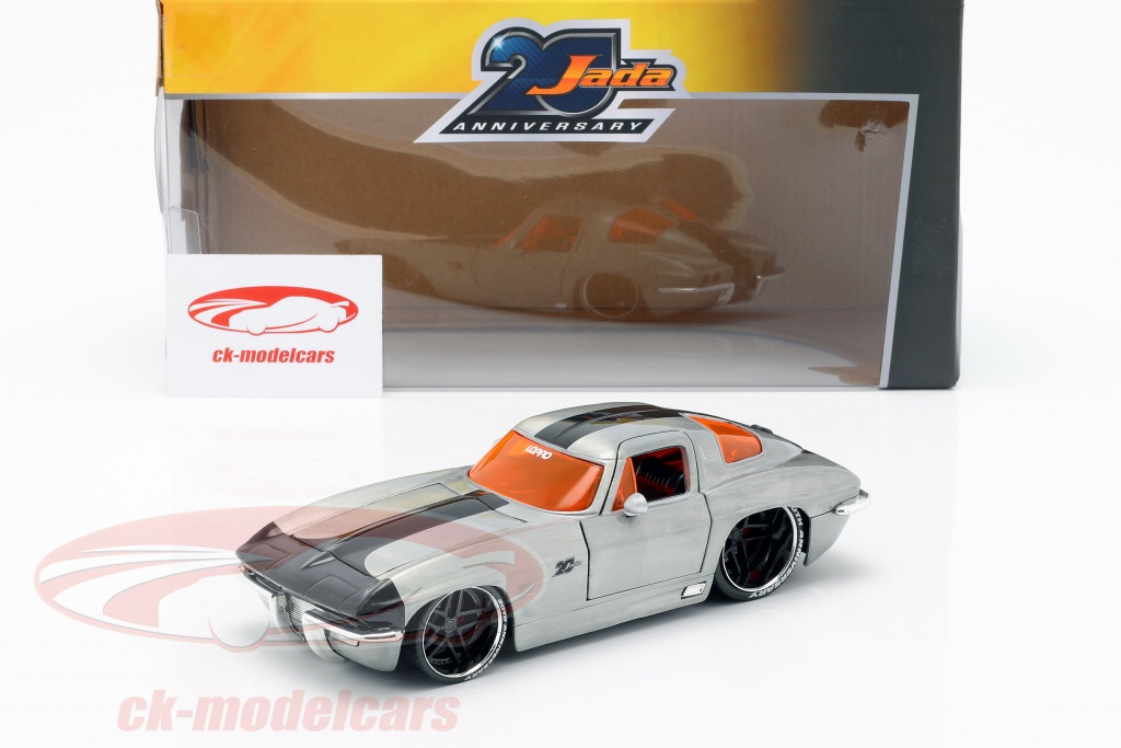 toy corvette stingray