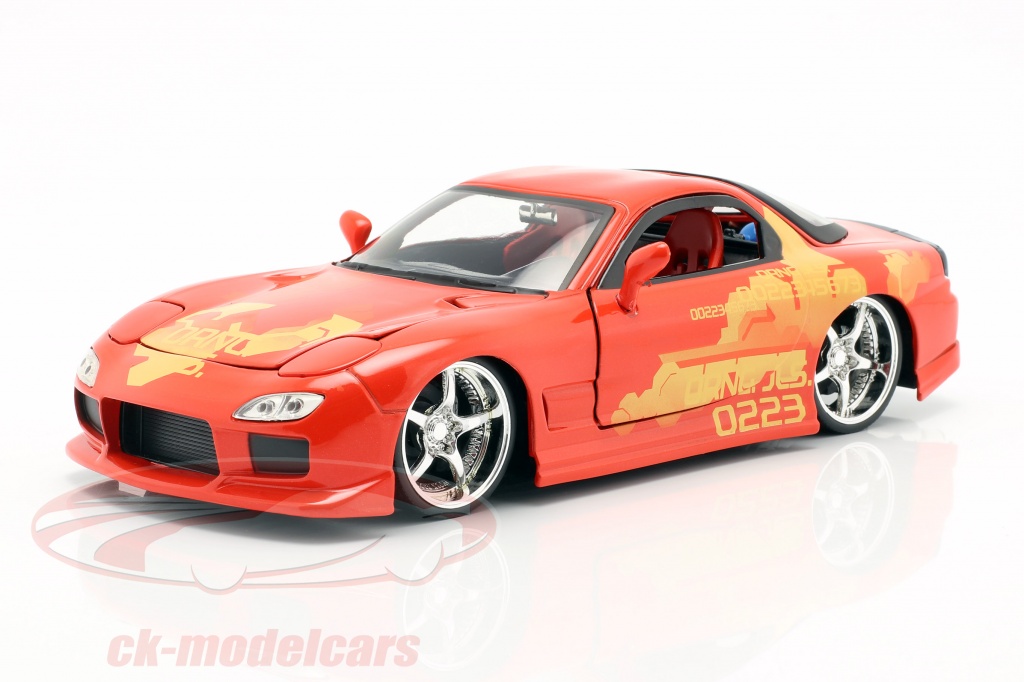 Orange Julius' Mazda RX-7 1995 Movie 2 Fast 2 Furious (2003) 1:24 Jada Toys