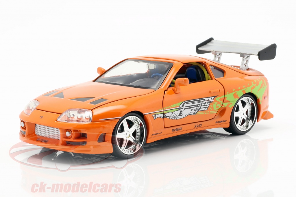 Brian's Toyota Supra de o Filme Fast e Furioso 7 2015 laranja 1:24 Jada Toys