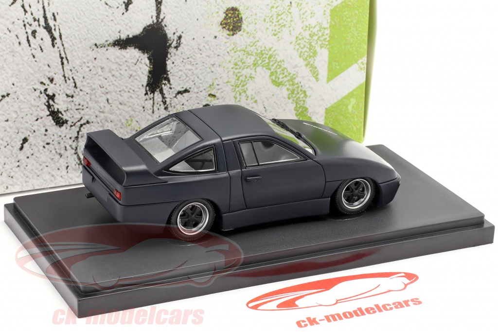 This Mysterious Porsche 911 Prototype Sure Looks Like a Slantnose