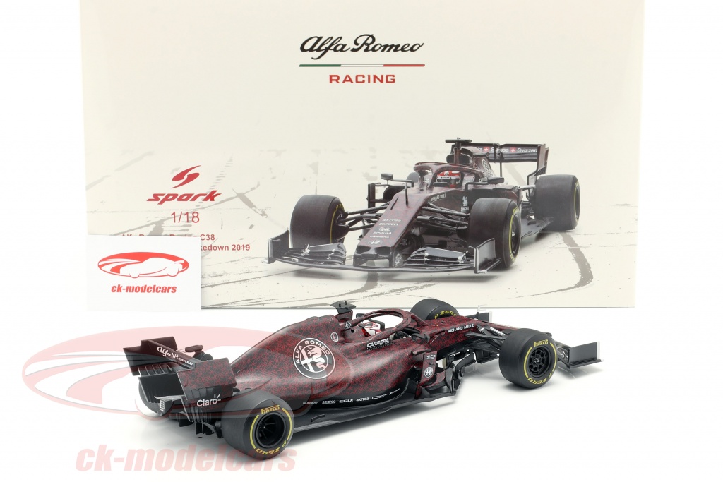 Miniature Spark Alfa Romeo Racing C38 - Kimi Raikkonen, Shakedown 2019, 1/43