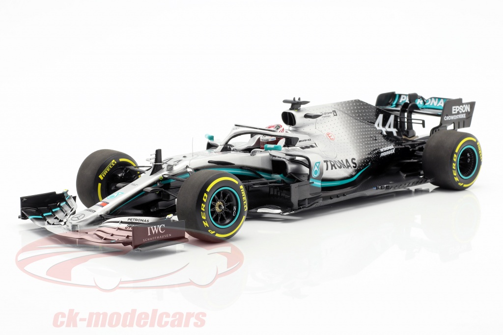 L. Hamilton Mercedes-AMG F1 W10 EQ #44 formule 1 wereldkampioen 2019 1:18 Minichamps