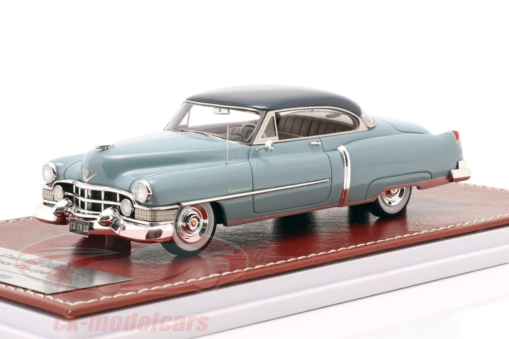 Cadillac Series 62 Convertible 1951 gold metallic / beige 1:43 Great Iconic Models