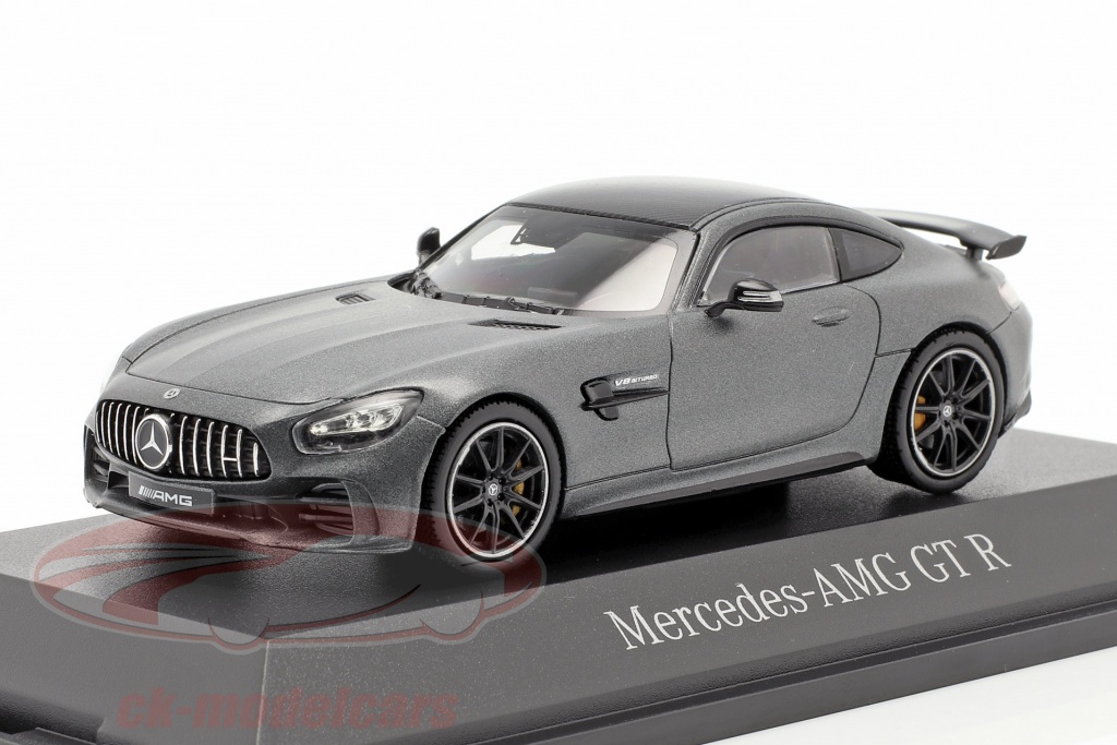 Mercedes-Benz AMG GT-R Coupe (C190) selenite grey magno 1:43 Norev