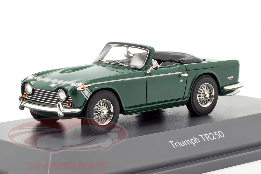 Schuco 1:43 Triumph TR250 british racing グリーン 450880800 モデル 車 450880800 ...