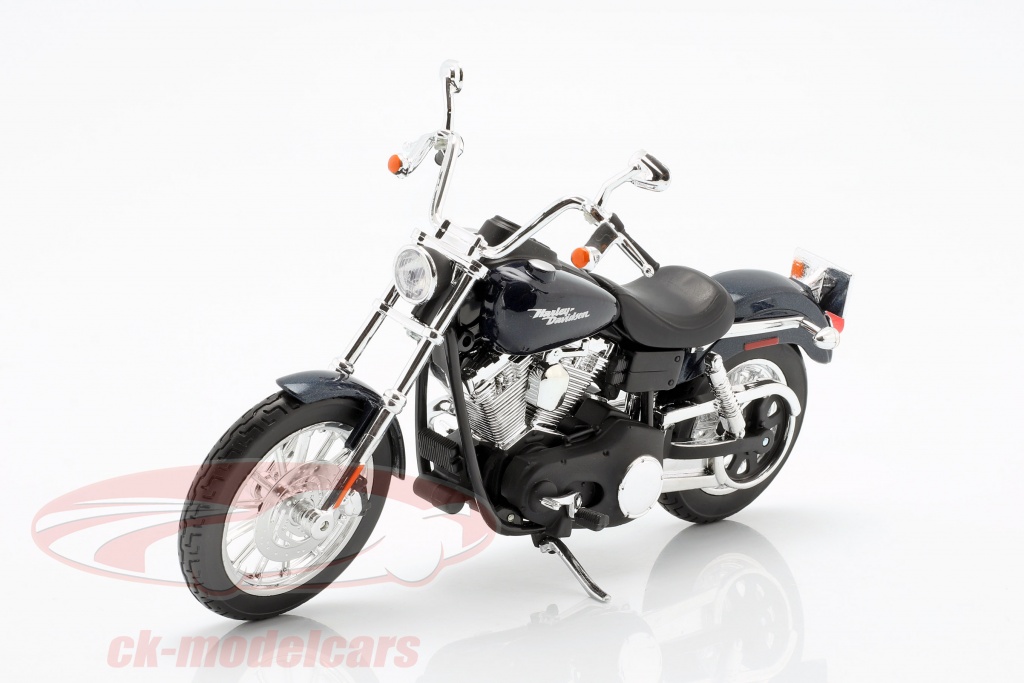 2006 Harley Davidson FXDBI Dyna Street Bob Bike Motorcycle Model 1/12 By Maisto 