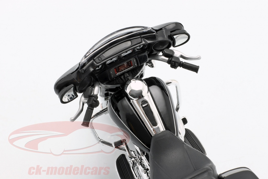maisto harley davidson street glide