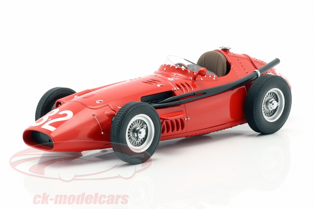 J. M. Fangio Maserati 250F #32 победитель Monaco GP чемпион мира F1 1957 1:18 CMR