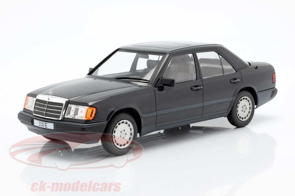 Mercedes-Benz 300 E (W124) year 1984 black metallic 1:18 Model Car Group