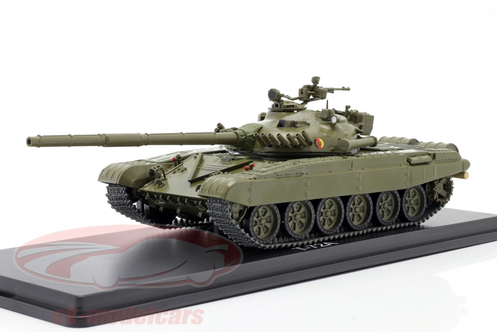 T-72A NVA Tanks donkere olijf 1:43 Premium ClassiXXs