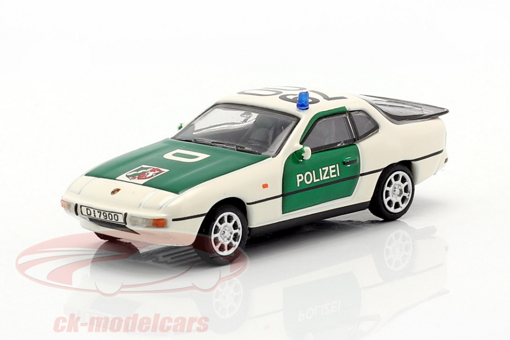 Porsche 924 police green / white 1:87 Schuco