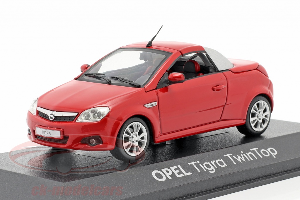 Opel Tigra Twintop rosso 1:43 Minichamps
