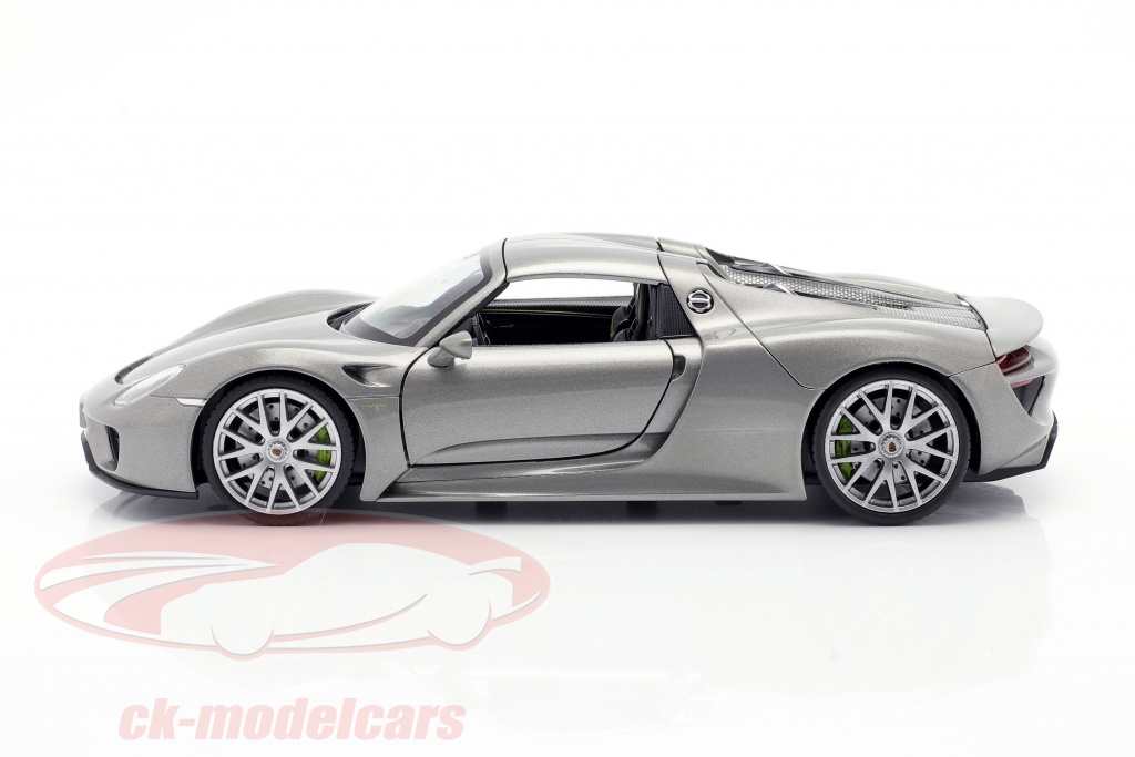 Porsche 918 welly