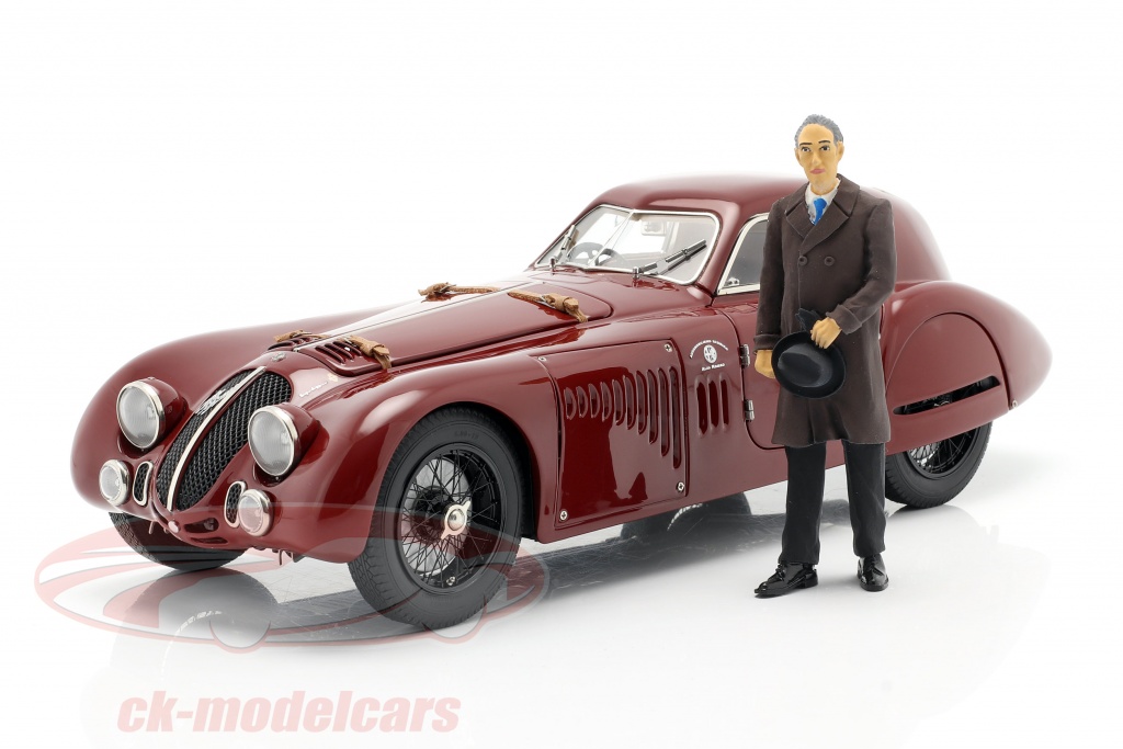 cmc_1_18_diorama_road_service_alfa_romeo_8c_2900b_.jpg
