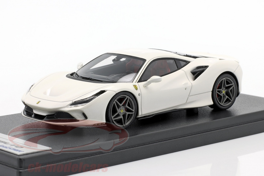 Ferrari F8 Tributo Byggeår 2019 fuji hvid 1:43 LookSmart
