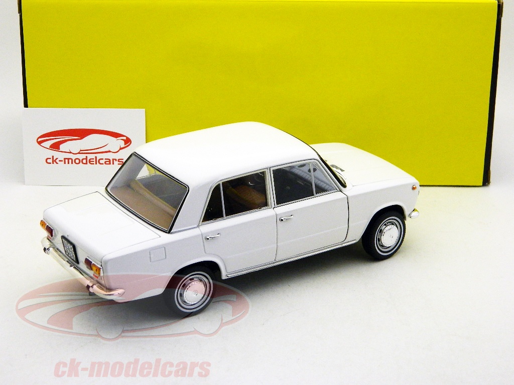 Coche miniatura Porsche 930 RWB 1/43 IXO RWB blanco - Coches-miniaturas.es Coche miniatura Porsche 930 RWB 1/43 IXO RWB blanco - Coches-miniaturas.es
