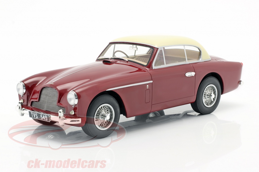 Aston Martin DB 2-4 MK II FHC Notchback 1955 rood / room Wit 1:18 Cult Scale