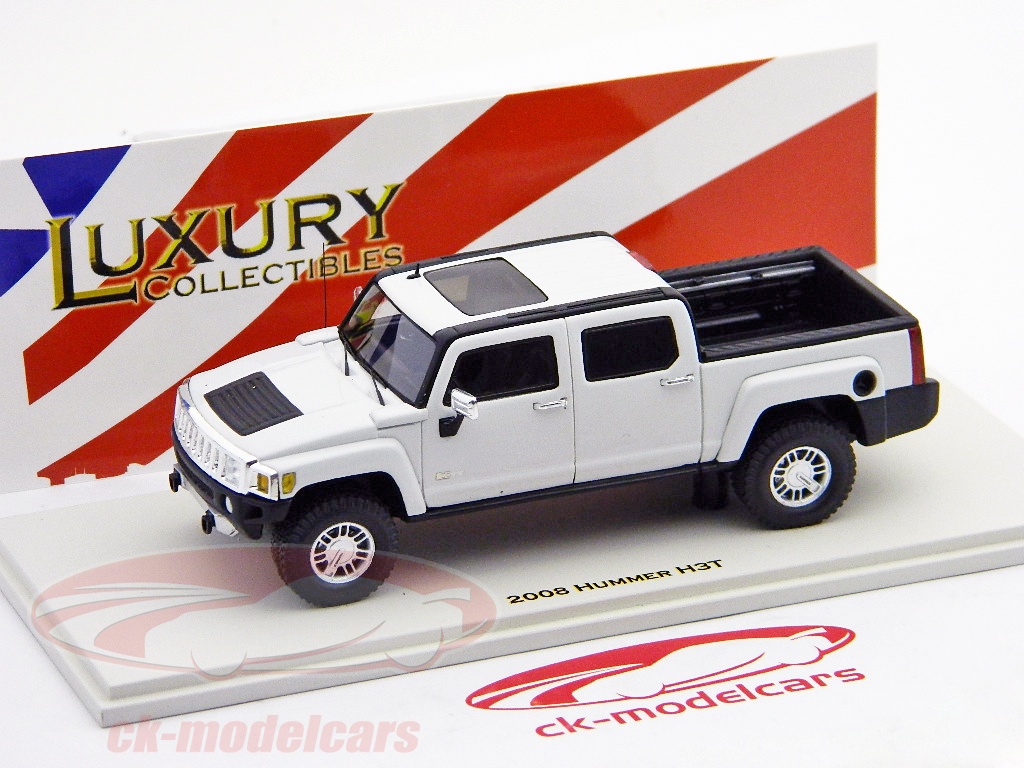 Hummer H3T 2008 white 1:43 Luxury Collectibles
